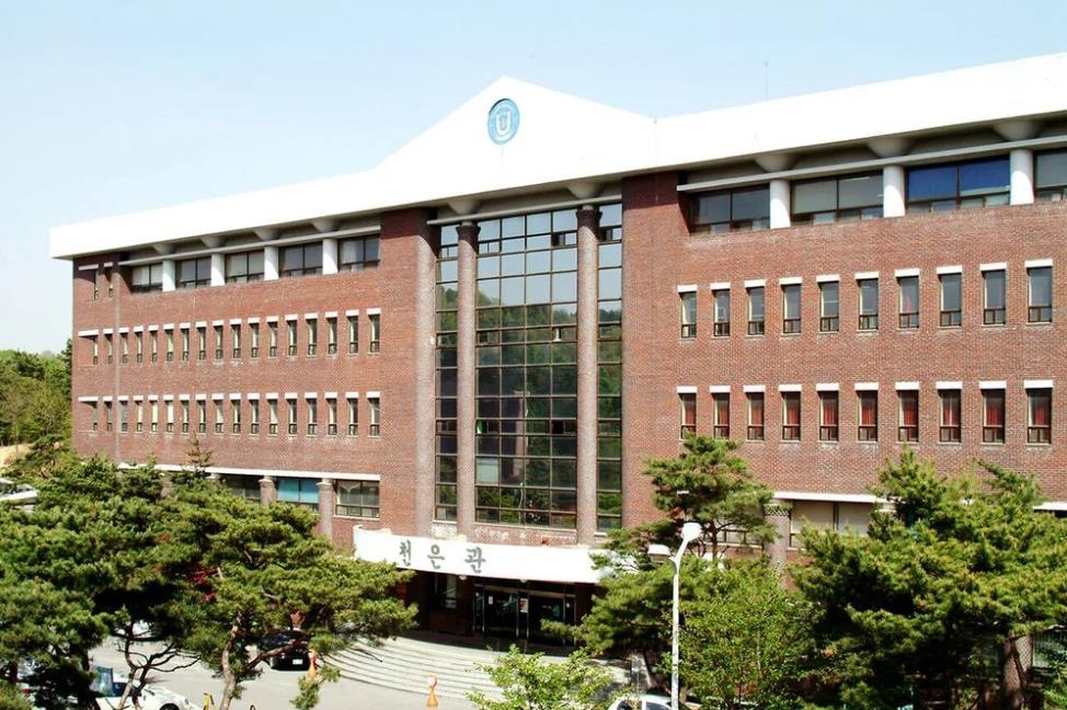 双语授课本科项目